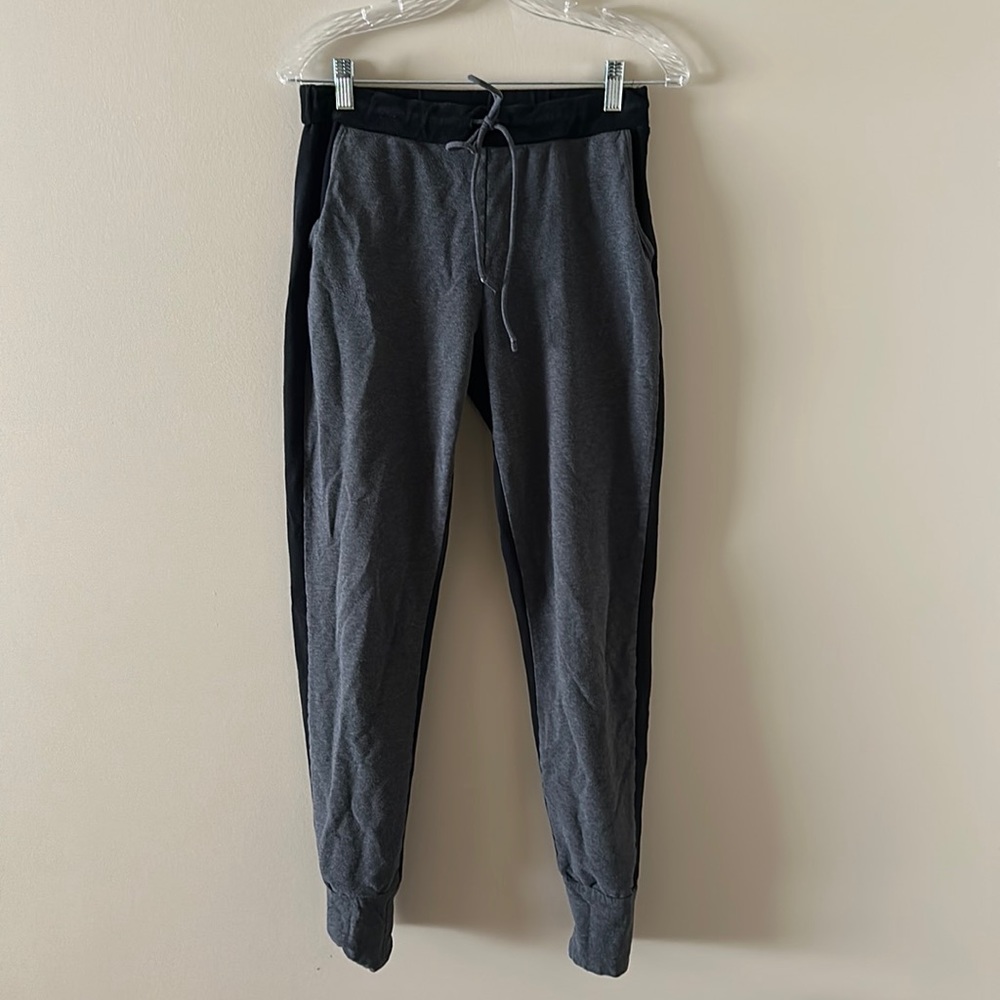 Grey/Black Fitted Sweatpants/Joggers